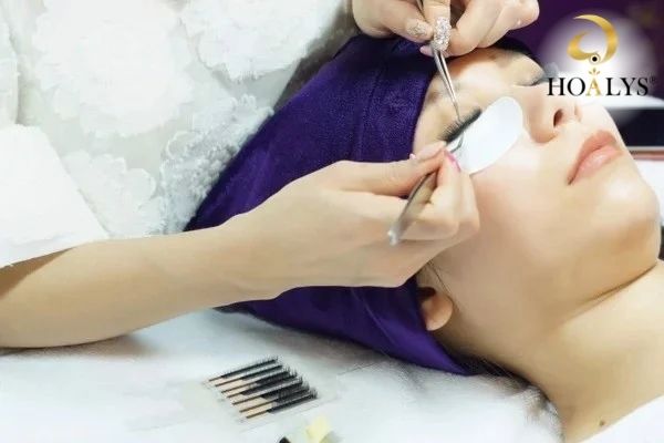 Lớp học nối mi điều chỉnh dáng mắt nâng cao