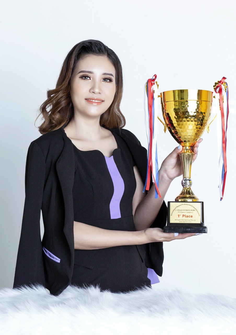 Tú Khuê - Phó giám đốc chuỗi salon Hoalys Beauty